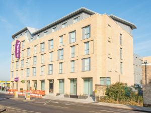 Premier Inn Cambridge East (Newmarket Road)