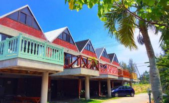 Okinawa Starry Forest Cottage