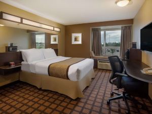 Microtel Inn & Suites by Wyndham Timmins