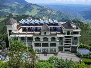 Amber Dale Luxury Hotel & Spa, Munnar