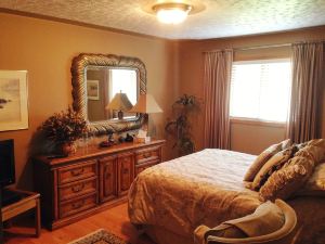 McDougall Lane Bed & Breakfast