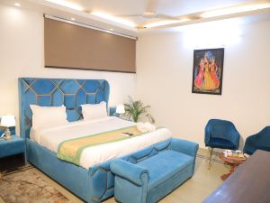 Fortune Home Service Apartment 3BHK , D-198 Saket