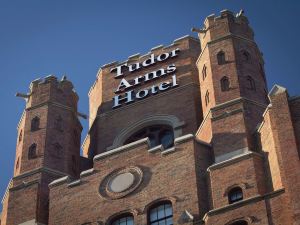 The Tudor Arms Hotel Cleveland - a DoubleTree by Hilton