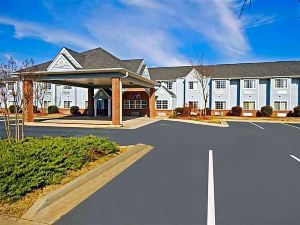 America's Best Value Inn & Suites-McDonough