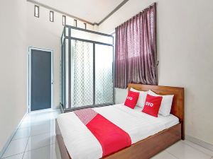 OYO 90517 Homestay Wonosobo Asri