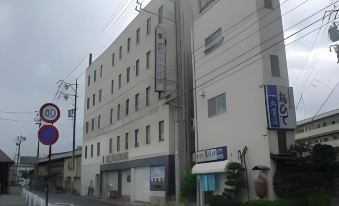 Local Knot Backpackers -Moritomizu-