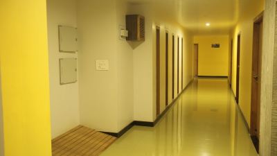 Corridor Hotel Vijayetha Photo