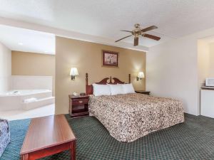 Days Inn by Wyndham LaPlace- New Orleans