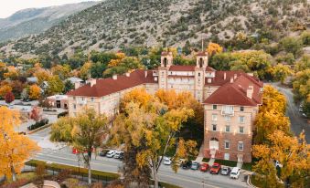 Hotel Colorado