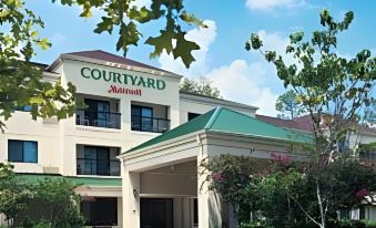 Courtyard Newark Liberty International Airport