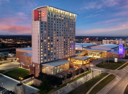 Sheraton Overland Park Hotel at the Convention Center