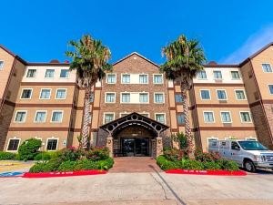 Staybridge Suites Houston IAH - Beltway 8