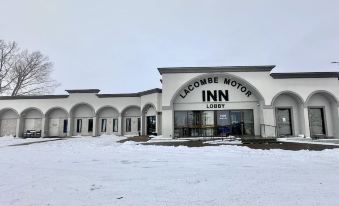 Lacombe Motor Inn