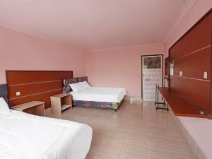 Oyo 91744 Hotel Gemilang