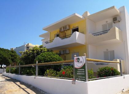 Yiannis Apartments