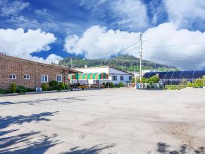 Hwaseong (Jebudo) Islet Pension