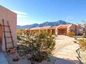 Borrego Valley Inn