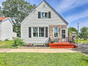 Unique Sandusky Home ~ 2 Blocks to Downtown!