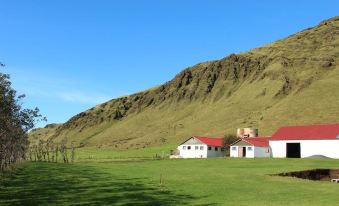 Skammidalur Guesthouse