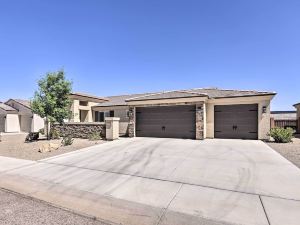 Idyllic Kingman Retreat with Yard - Near Hiking