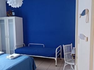 Bed & Breakfast Travel & Living Trani Centro