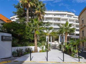 Staybridge Suites Cannes Centre, an IHG Hotel