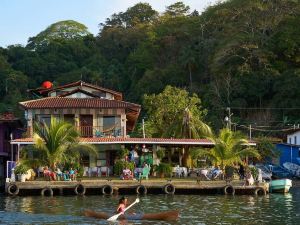 Casa Congo & Casa Rayo Verde - Restaurante - Galeria de Arte