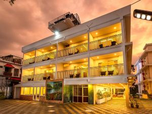 Cloud Castle Resorts and Spa, Munnar