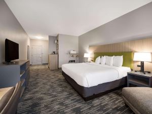 Country Inn & Suites by Radisson, Freeport, IL