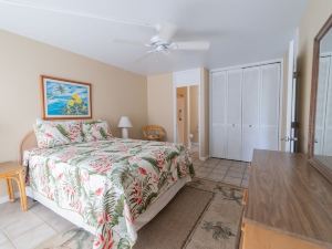 Turtle Bay Hula House Budget Nuc 90-Tvu-0566 1 Bedroom Condo by RedAwning