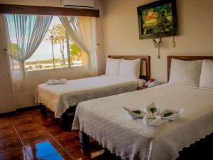 Hotel Yadran Beach Resort