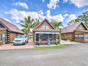 Okeechobee Cabin in Waterfront Community with Dock!