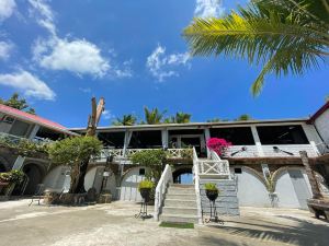 Sunbloom Beachfront Hotel and Restaurant Zambales