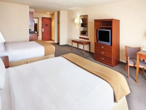 Holiday Inn Express & Suites Kerrville