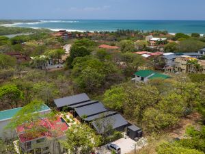 4 Favela Chic Tamarindo Adults Only Luxury Bungalow Close to the Beach