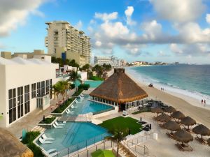 The Westin Cancun Resort Villas & Spa