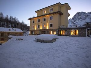 Apartments Suites Lac Bleu