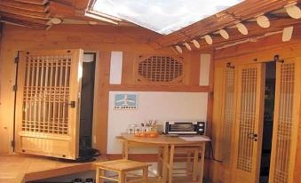 Todaki Hanok Guesthouse Seoul