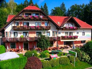 Hotel Kärntnerhof Velden by S4Y