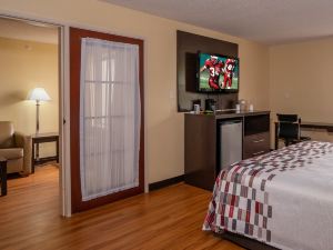 Red Roof Inn & Suites Indianapolis Airport