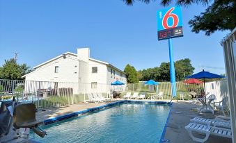 Motel 6 Nashua, NH - North