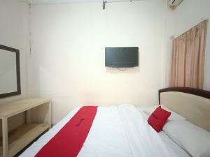 RedDoorz Syariah Near Rumah Sakit Umum Wisata Uit