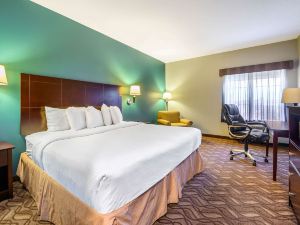 La Quinta Inn & Suites by Wyndham Longview North