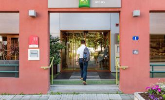 Ibis Styles Annecy Gare Centre