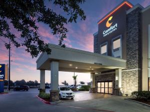 Comfort Inn & Suites Victoria North