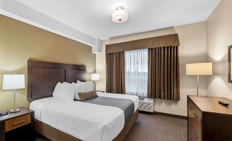 Best Western Plus Lacombe Inn  Suites