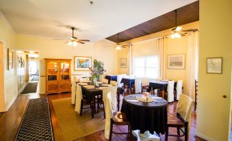 Tybee Island Inn Bed & Breakfast