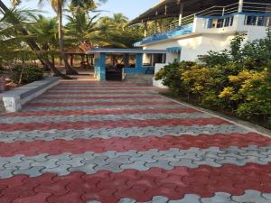 Silver Sands Beach Villa | Sea-View Rooms