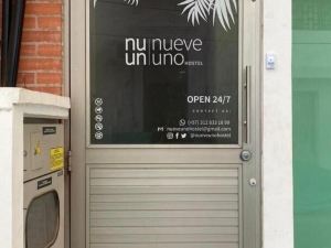 Nueve Uno Hostel