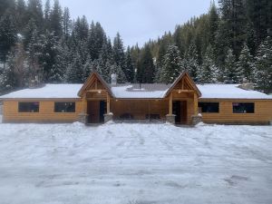 South Fork Junction Lodge & RV Park